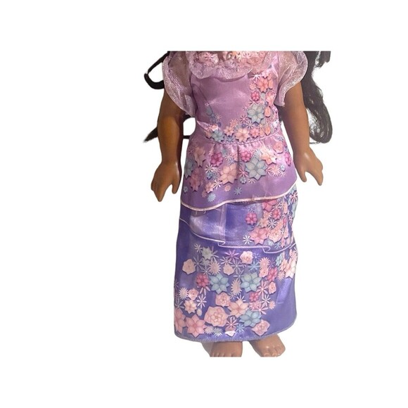 Disney Princess Singing & Styling Doll Isabela Disney's Enchanto - Picture 9 of 13